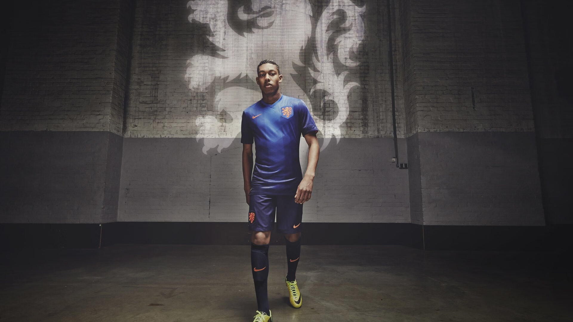 朱婷鼓励年轻球员坚持不要放弃，朱婷励志